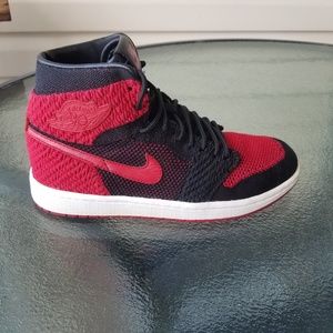 Air Jordan 1 High OG Bred Flynit